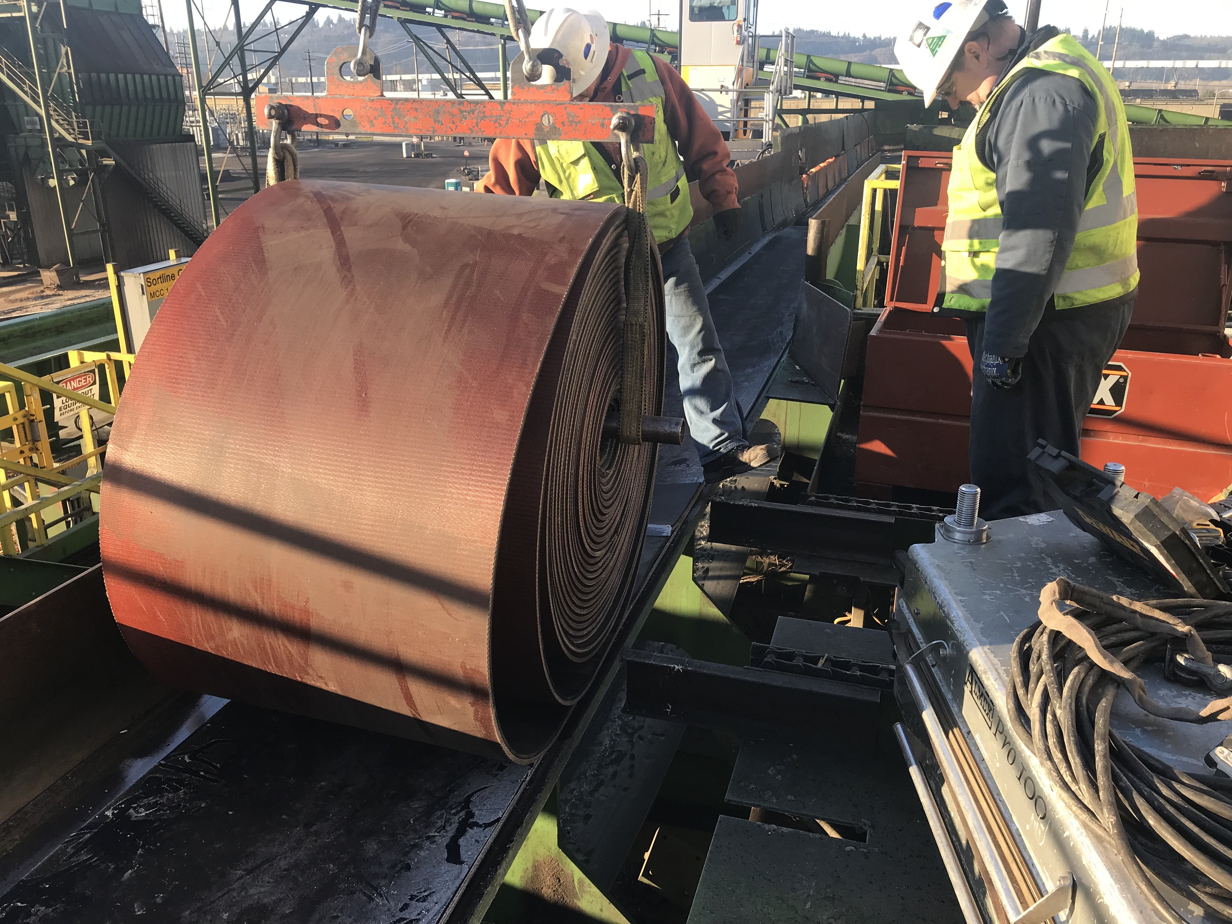 Service work on plant floor equipment