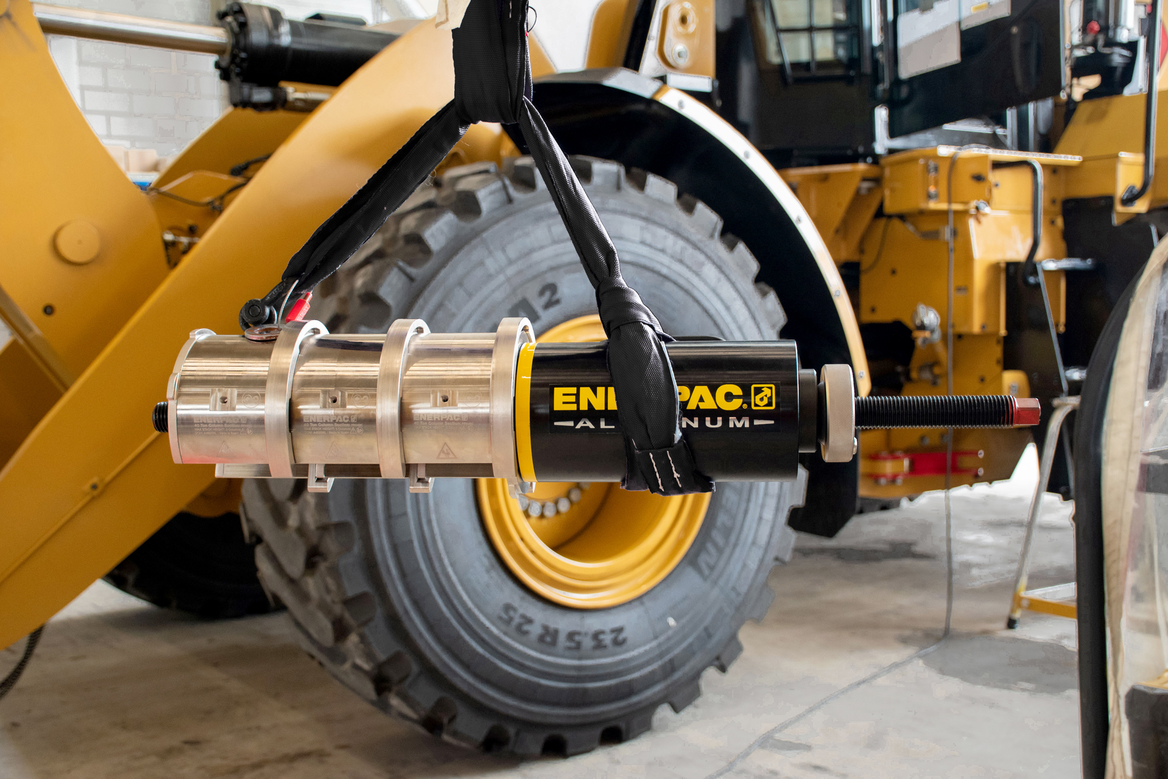 Enerpac PPH-Series Pin Puller Application