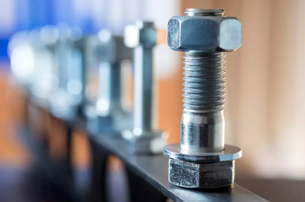 Threaded fastener assembly secured with Loctite